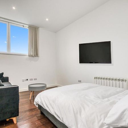 Stylish Studio By Heathrow Airport Leilighet London Eksteriør bilde