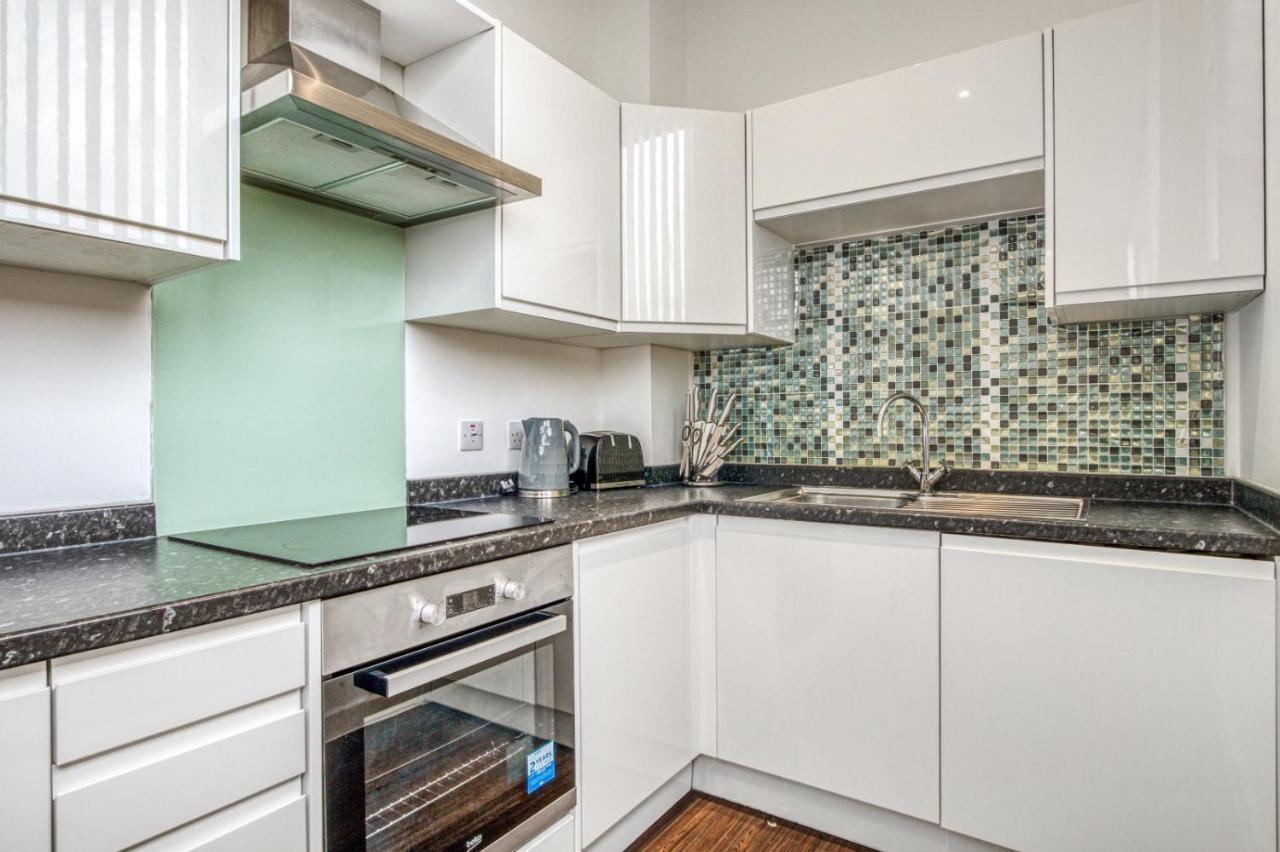 Stylish Studio By Heathrow Airport Leilighet London Eksteriør bilde