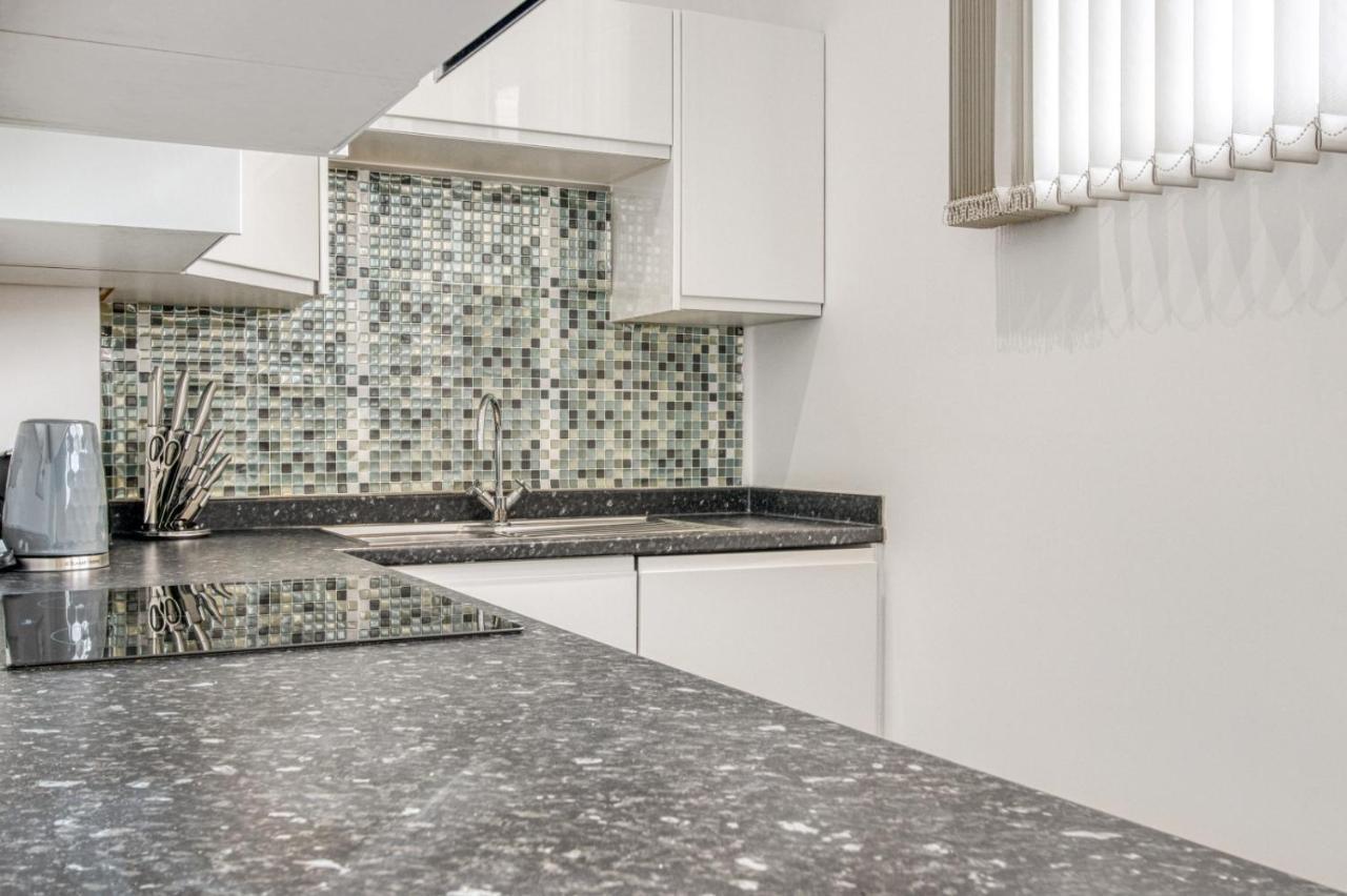 Stylish Studio By Heathrow Airport Leilighet London Eksteriør bilde